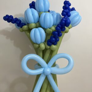 Букет лавандула и лалета